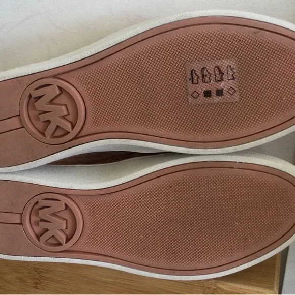 Michael Kors Keaton Rose Gold with Bling Size 6 - Picture 6 of 6